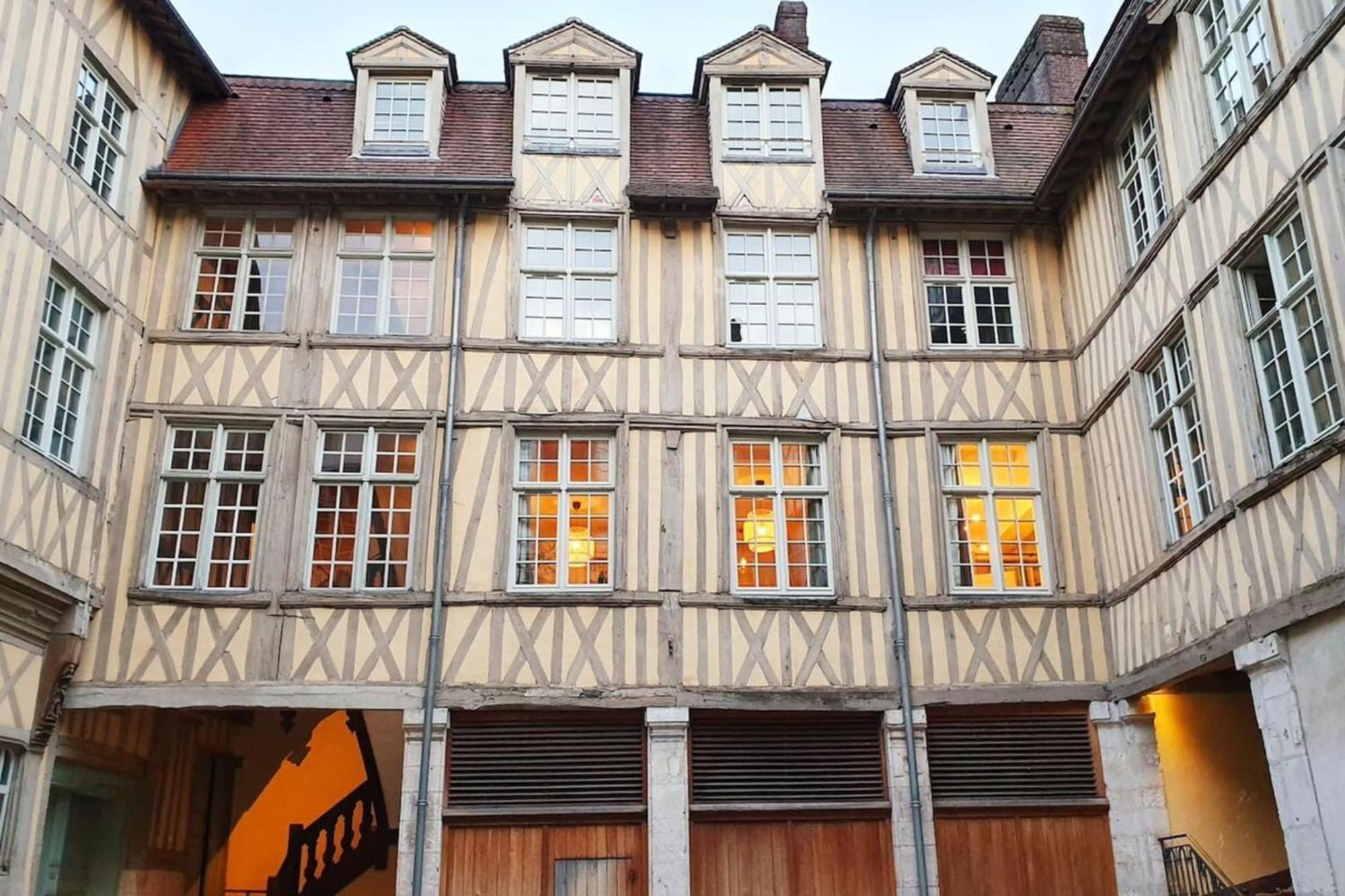 Hotel Turgot - Ancien Hotel Particulier - Lumineux Rouen Exterior photo